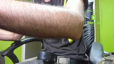 BigCumShoot webcam model stream image