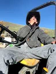 joeiandola webcam stripchat model stream image