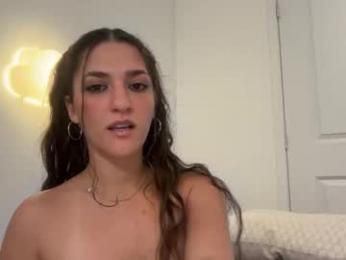 emmababy2322 webcam model stream image