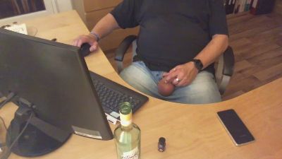 Barefooter webcam model stream image