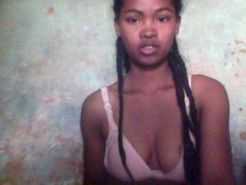 Allycha1 webcam model stream image