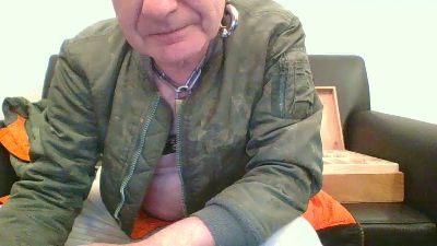 bomberglatzefun webcam model stream image