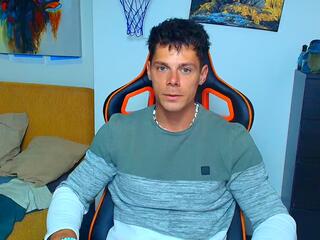 Zeb Madison webcam flirt4free model stream image