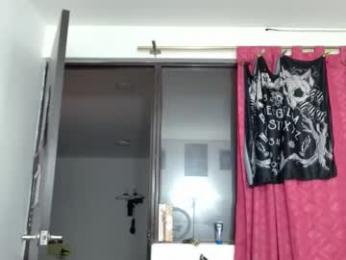 kratos_and_afrodita webcam model stream image