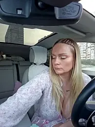 Bondgirl_013 webcam model stream image