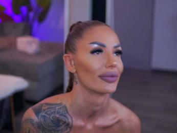 RaquelleVon webcam bongacams model stream image