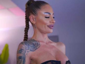 RaquelleVon webcam bongacams model stream image