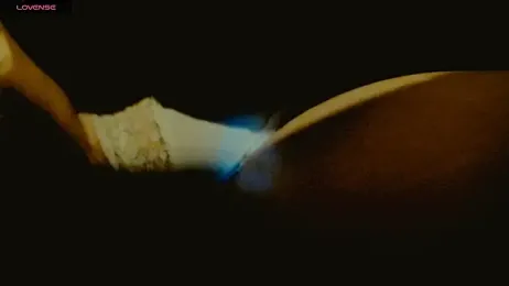 Butterflyblue_dream webcam model stream image