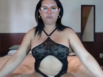 latinaflower_ts webcam chaturbate model stream image