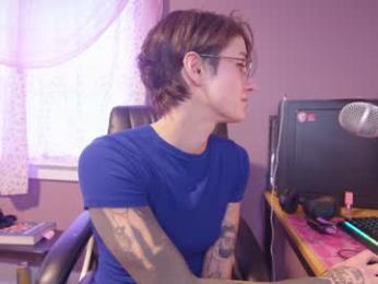 aynmarie webcam model stream image