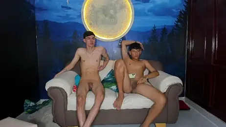 Skinny_skarlet webcam model stream image