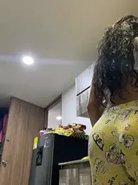 FOX_LATINA webcam model stream image