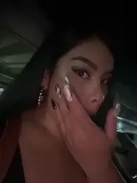 Issane_Peru webcam stripchat model stream image