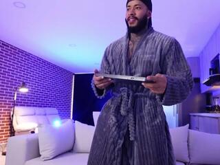 Blaze B webcam model stream image