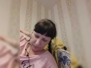 Zlykaa webcam model stream image