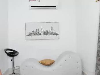 naughty_pearls webcam model stream image