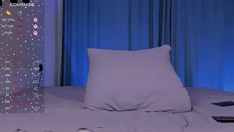 Shiny_Jennifer webcam model stream image