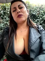 Oryk___ webcam model stream image