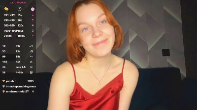 YunHansley webcam cam4 model stream image