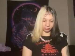 universethadon webcam model stream image