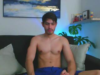 Tyler Lions webcam model stream image