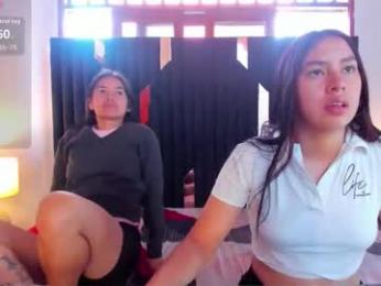 soffy_and_mia webcam model stream image