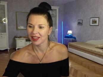 LinaaJoy webcam model stream image