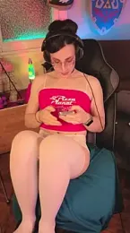 Zesty_Peach webcam model stream image