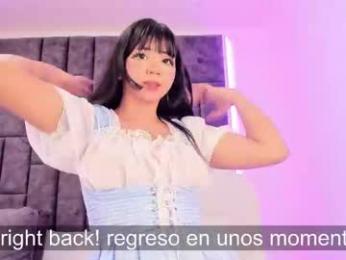 petit_rosseowo webcam model stream image