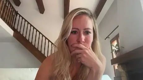 Emmy_frenchie webcam model stream image