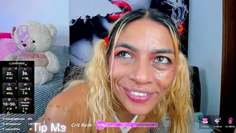 Angeline_focus webcam model stream image