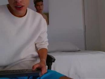 russell_adams_ webcam model stream image