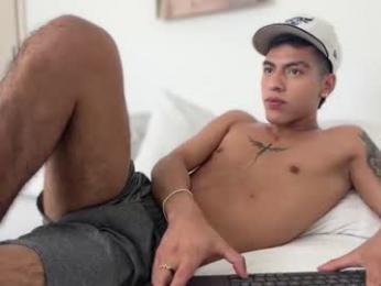 russell_adams_ webcam model stream image