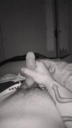bzkarz webcam model stream image