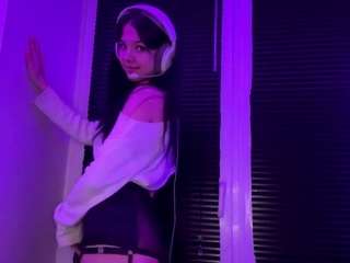 camillemoreau webcam model stream image