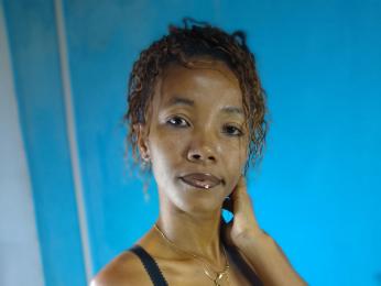 FliziaUrsule webcam model stream image