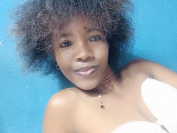 FliziaUrsule webcam model stream image