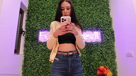 realhotfallingdevil webcam model stream image