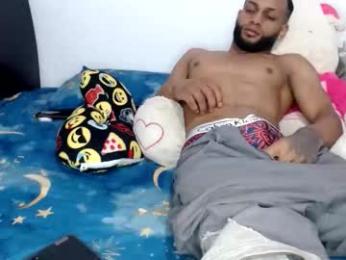 sexseason777 webcam model stream image