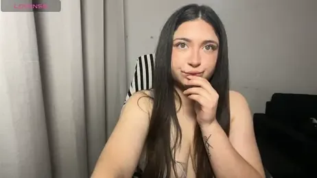 valentinauwu webcam stripchat model stream image