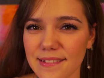 lyle_art webcam model stream image