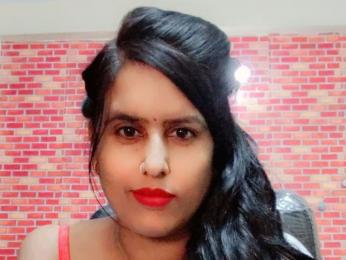 SaraConway webcam model stream image