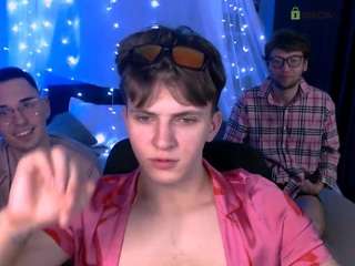 travis-wolf webcam model stream image