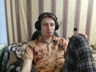 Darien Large webcam model stream image