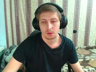 Darien Large webcam model stream image