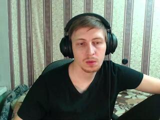 Darien Large webcam model stream image