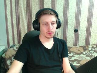 Darien Large webcam model stream image