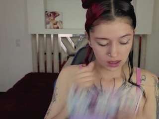 lucia-21 webcam model stream image