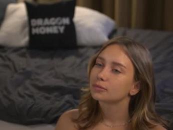 2girls_1dream webcam model stream image