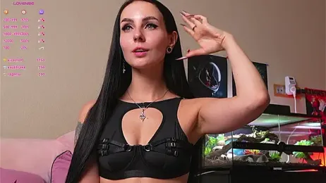 YaraAveiri webcam model stream image